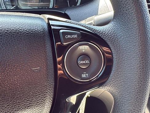 Used 2017 Honda Accord LX image 19