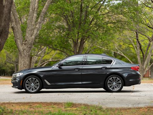 Used 2019 BMW 530i xDrive w/ Convenience Package AWD/4WD image 35