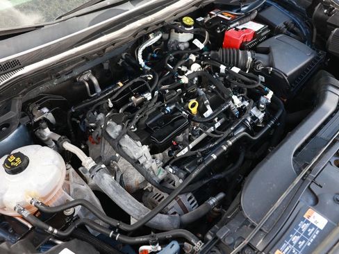 Used 2020 Ford Escape SE image 43