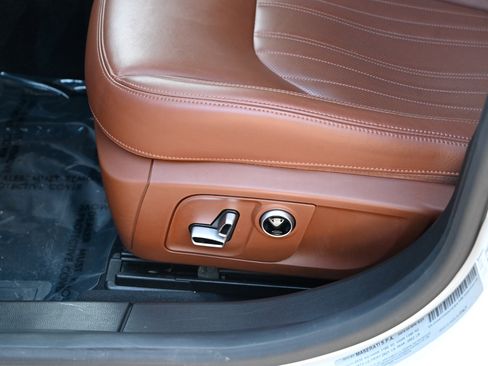 Used 2022 Maserati Ghibli Modena Q4 AWD/4WD image 18