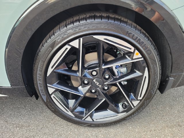 New 2026 Kia K4 GT-Line w/ GT-Line Premium Package FWD image 13