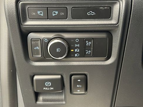 Used 2022 Ford F150 Lariat w/ Equipment Group 502A High AWD/4WD image 23