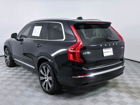 Used 2025 Volvo XC90 T8 Plus w/ Protection Package Premier AWD/4WD image 3