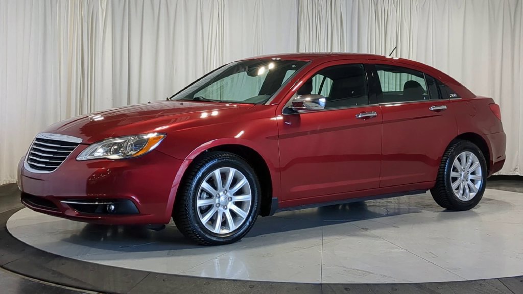 Used 2014 Chrysler 200 Limited FWD image 5