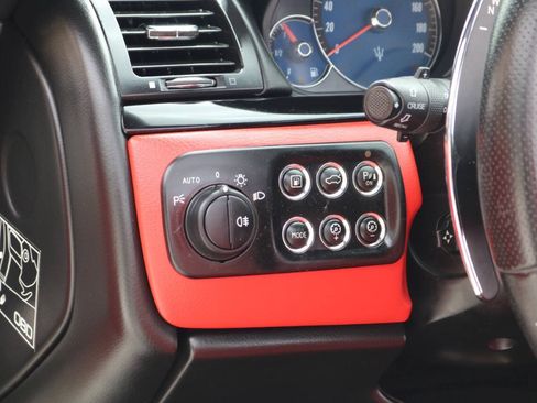 Used 2014 Maserati GranTurismo MC RWD image 94