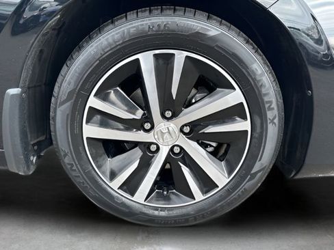 Used 2023 Honda Civic LX image 12