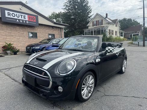 Used 2019 MINI Cooper S FWD image 2