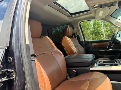 Used 2016 RAM 1500 Laramie Longhorn w/ Convenience Group AWD/4WD image 54