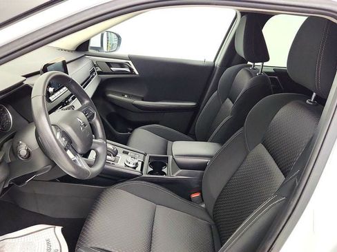 Used 2022 Mitsubishi Outlander ES FWD image 18