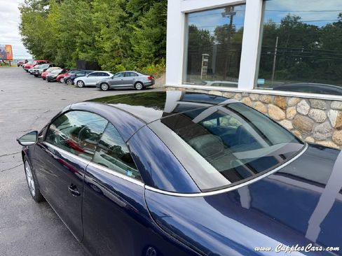 Used 2012 Volkswagen Eos Lux FWD image 24
