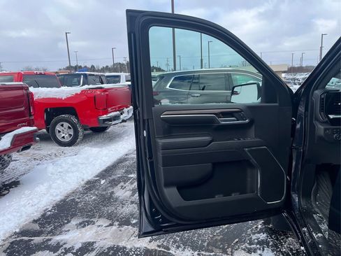 Used 2023 Chevrolet Silverado 1500 LT image 20