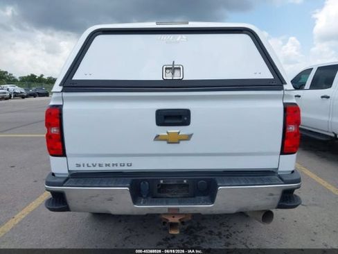 Used 2017 Chevrolet Silverado 3500 W/T AWD/4WD image 17