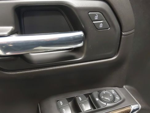 Certified 2022 Chevrolet Silverado 1500 LT image 25