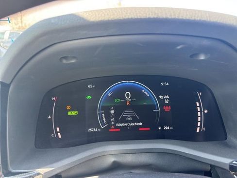 Used 2025 Toyota Camry LE image 15