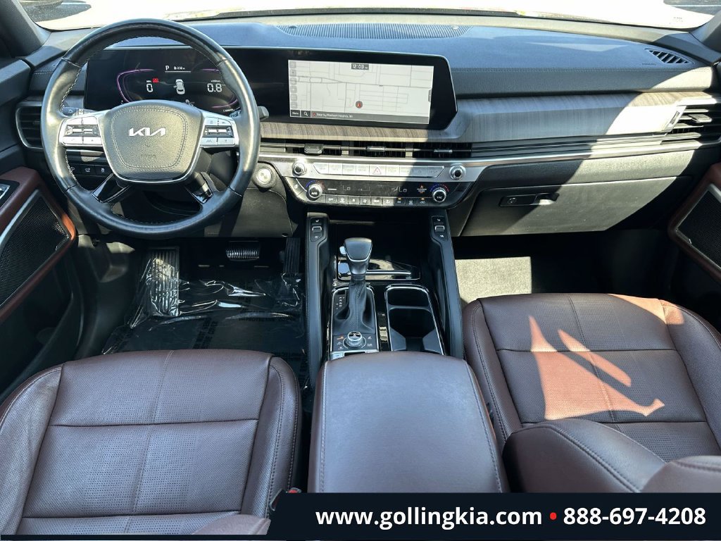 Certified 2024 Kia Telluride EX w/ EX Captain's Chair Package AWD/4WD image 12