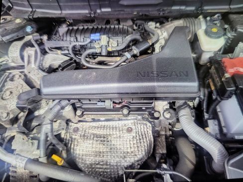 Used 2019 Nissan Rogue S AWD/4WD image 30
