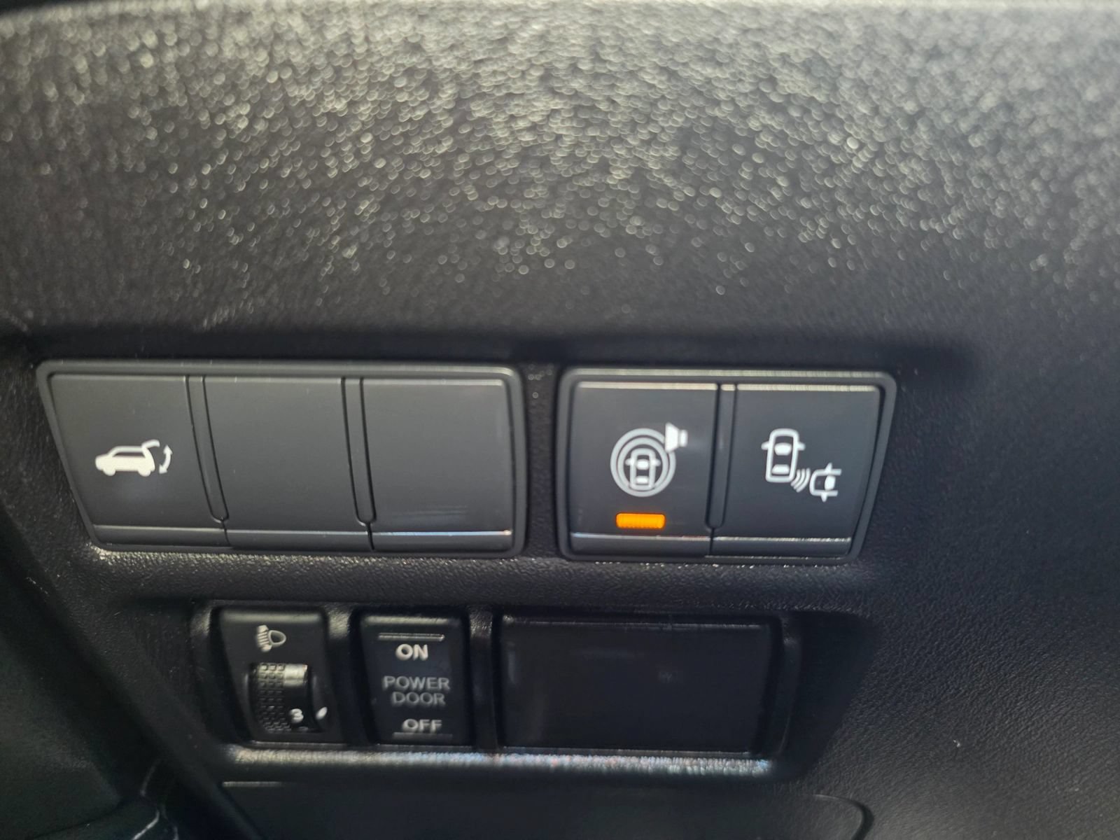Used 2017 Nissan Armada Platinum w/ Captain Seat Package RWD image 21