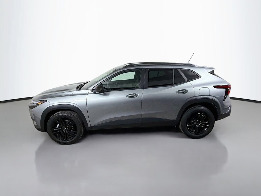 New 2026 Chevrolet Trax ACTIV FWD image 8