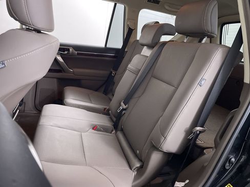 Used 2019 Lexus GX 460 Premium AWD/4WD image 22