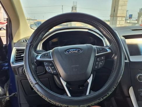 Used 2015 Ford Edge SEL w/ Equipment Group 201A FWD image 18
