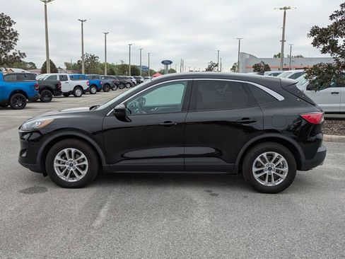 Used 2021 Ford Escape SE image 6