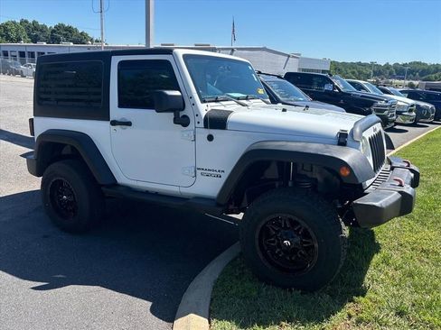 Used 2014 Jeep Wrangler Sport w/ Quick Order Package 24S AWD/4WD image 7