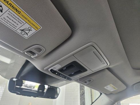 Used 2024 Honda Pilot Touring image 26
