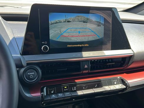 Used 2023 Toyota Prius Prime FWD image 19