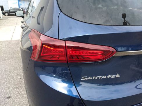 Used 2020 Hyundai Santa Fe Limited image 11