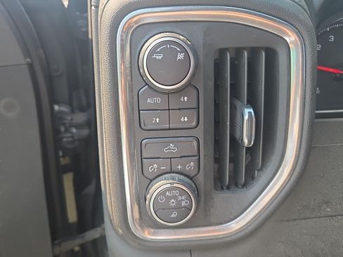 Used 2019 Chevrolet Silverado 1500 LT w/ All-Star Edition AWD/4WD image 39
