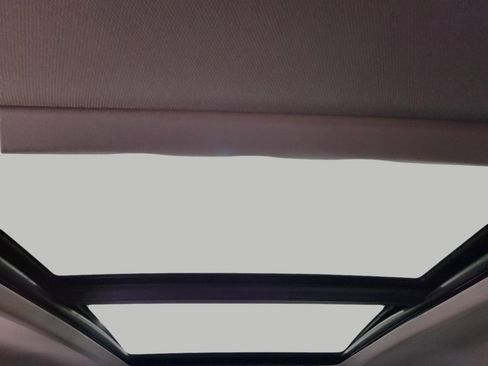 Used 2010 Cadillac CTS Luxury image 24