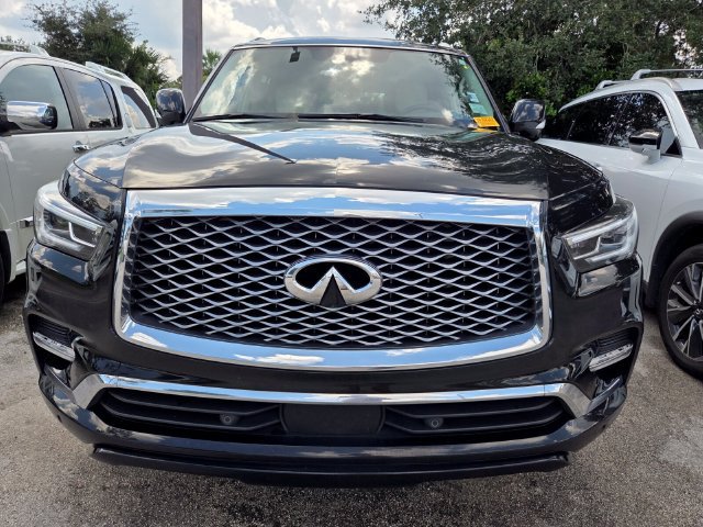 Used 2022 INFINITI QX80 Luxe w/ Cargo Package AWD/4WD image 2