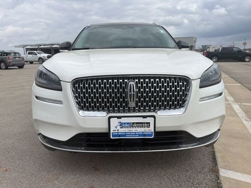 Used 2022 Lincoln Corsair Reserve w/ Elements Package image 8