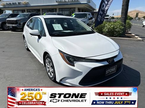 Used 2024 Toyota Corolla LE FWD image 1