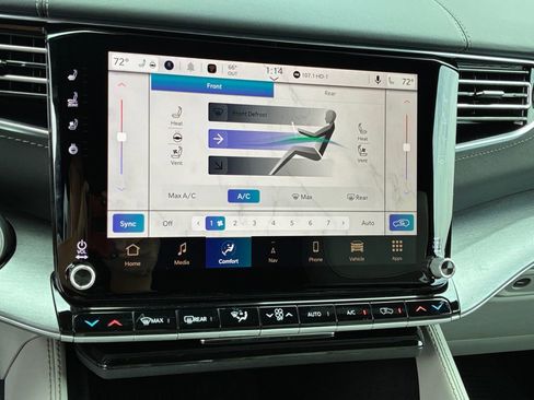 New 2026 Jeep Grand Wagoneer L Limited AWD/4WD image 4