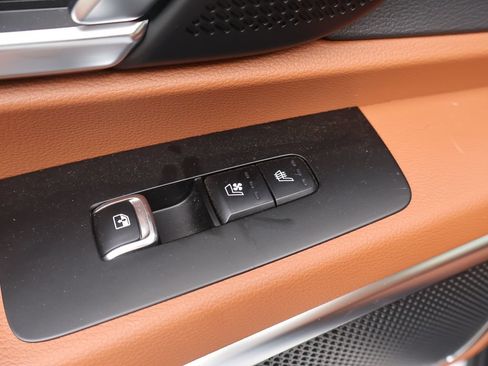 Certified 2025 Kia Telluride SX Prestige X-Pro AWD/4WD image 11