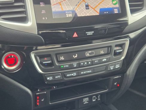Used 2020 Honda Ridgeline Black Edition image 31