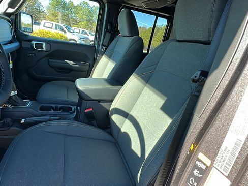New 2026 Jeep Wrangler Sport S AWD/4WD image 17