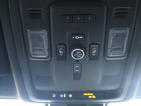 Used 2024 Chevrolet Tahoe Premier image 14