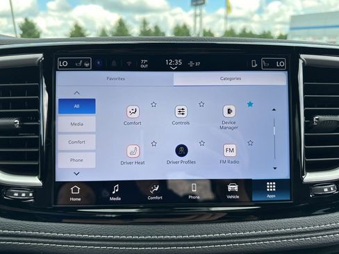 New 2026 Chrysler Pacifica Select image 42