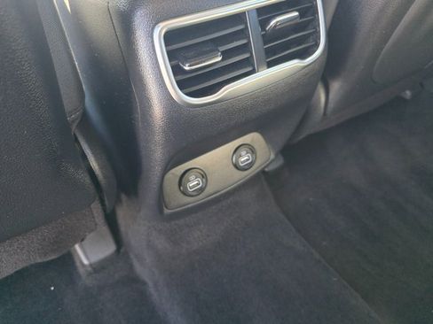 Used 2022 Hyundai Santa Fe SEL image 15