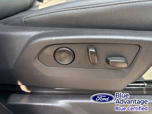 Used 2024 GMC Sierra 1500 SLT image 38