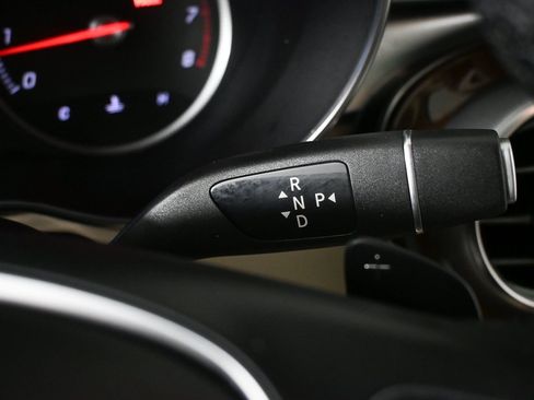 Used 2018 Mercedes-Benz GLC 300 image 16