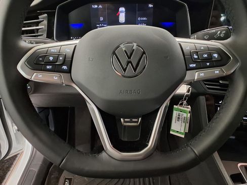 Used 2025 Volkswagen Jetta Sport FWD image 11