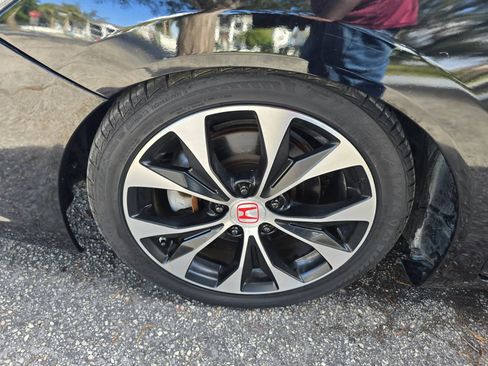 Used 2013 Honda Civic Si image 17