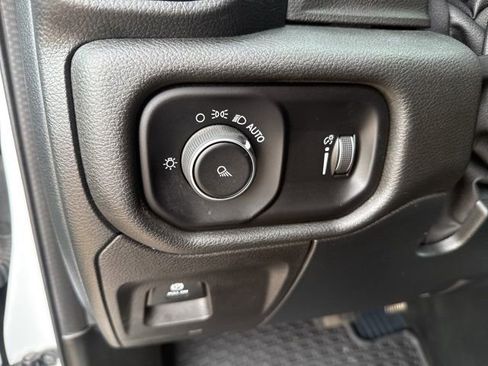 Used 2022 RAM 1500 Tradesman AWD/4WD image 25