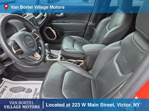 Used 2017 Jeep Renegade Limited w/ Safety & Security Group image 9