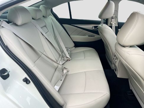 Used 2024 INFINITI Q50 Luxe w/ Cargo Package AWD/4WD image 27