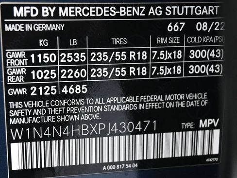 Used 2023 Mercedes-Benz GLA 250 4MATIC w/ Premium Package image 9