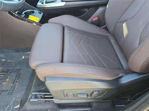 Used 2025 BMW X1 xDrive28i image 15